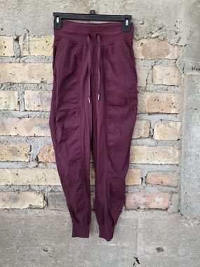 ​Lululemon Dance Studio Mid-Rise Jogger Full Length - Red Merlot - Size 0